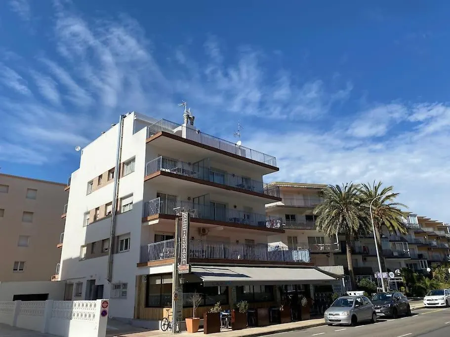 Apartamentos Aquarium - 11 - Junto A La Playa - 1ª Planta Roses 0*,  Spagna